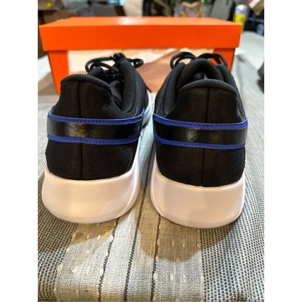 Nike Men's Legend Essential 2 Sneaker